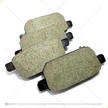 Suzuki hátsó fékbebtét